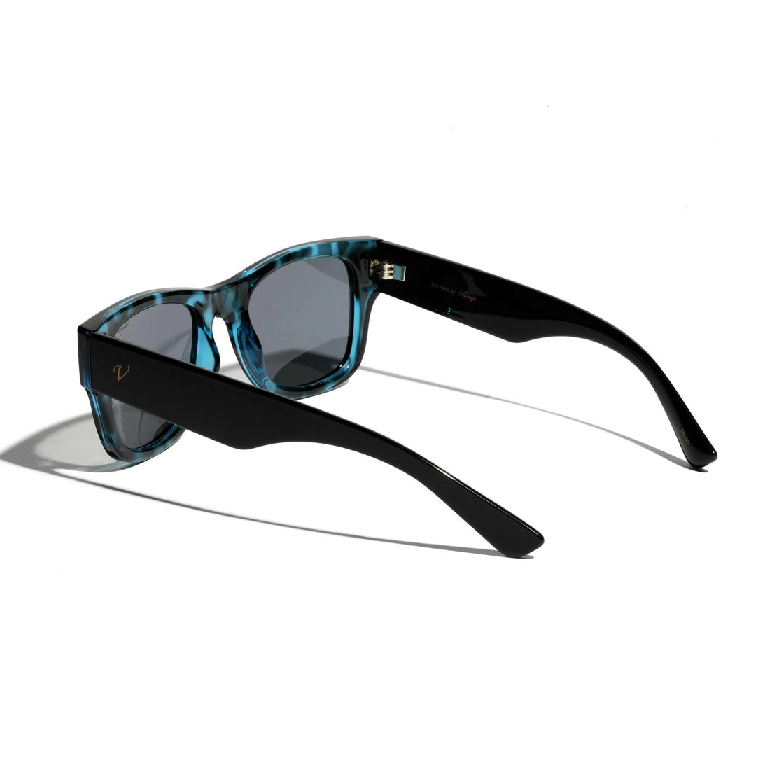 Aloof (Mega Wayfarer) – Unisex Polarized Sunglasses