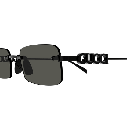 Sunglasses with 'Gucci' logo on a transparent background